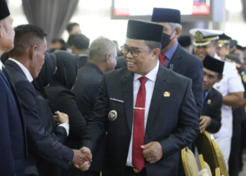 Menjaga Api Penuh Dedikasi, 21 PNS Damkar Kutim Mendapat Satyalencana Karya Satya
