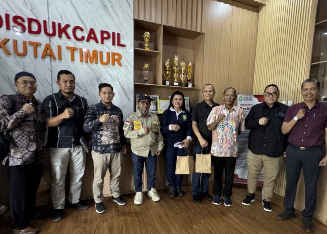 Adminduk Kilat Kutim, Perubahan Data Warga Tuntas Sejam Lewat Layanan Siap Kawal