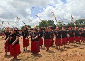 Tarian Leluhur Menari Lagi: UFAH 2025 Jadi Napas Budaya Kayan