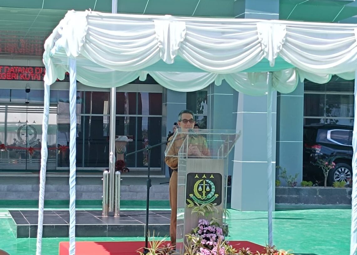 Bupati Kutim Akui Keterbatasan Anggaran, Janji Bangun Lapas Mulai 2026