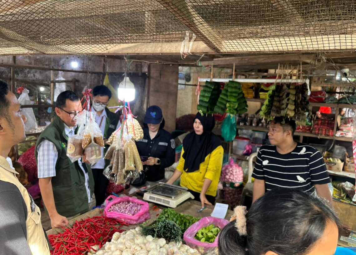 Satgas Pangan Tinjau Pasar dan Peternakan di Sangatta, Pastikan Stok Pangan Aman Jelang Lebaran