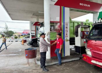 Polsek Sangatta Utara Monitoring SPBU, Pastikan Stok BBM Aman dan Antisipasi Pengetap Pasca Penyesuaian Harga