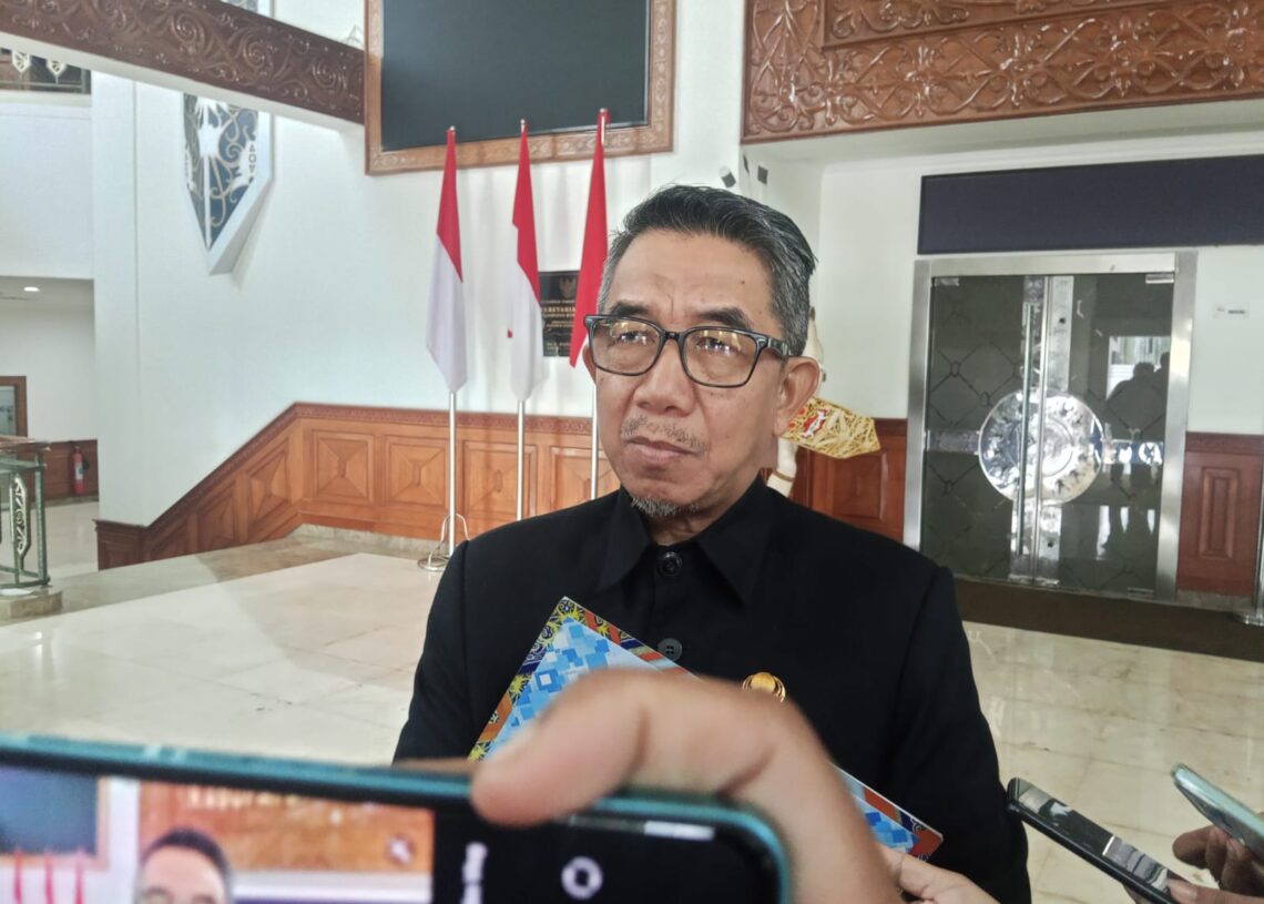 Pemkab Kutim Serahkan Raperda Pertanggungjawaban APBD 2025, Bupati Ungkap Kendala Dana Transfer Pusat