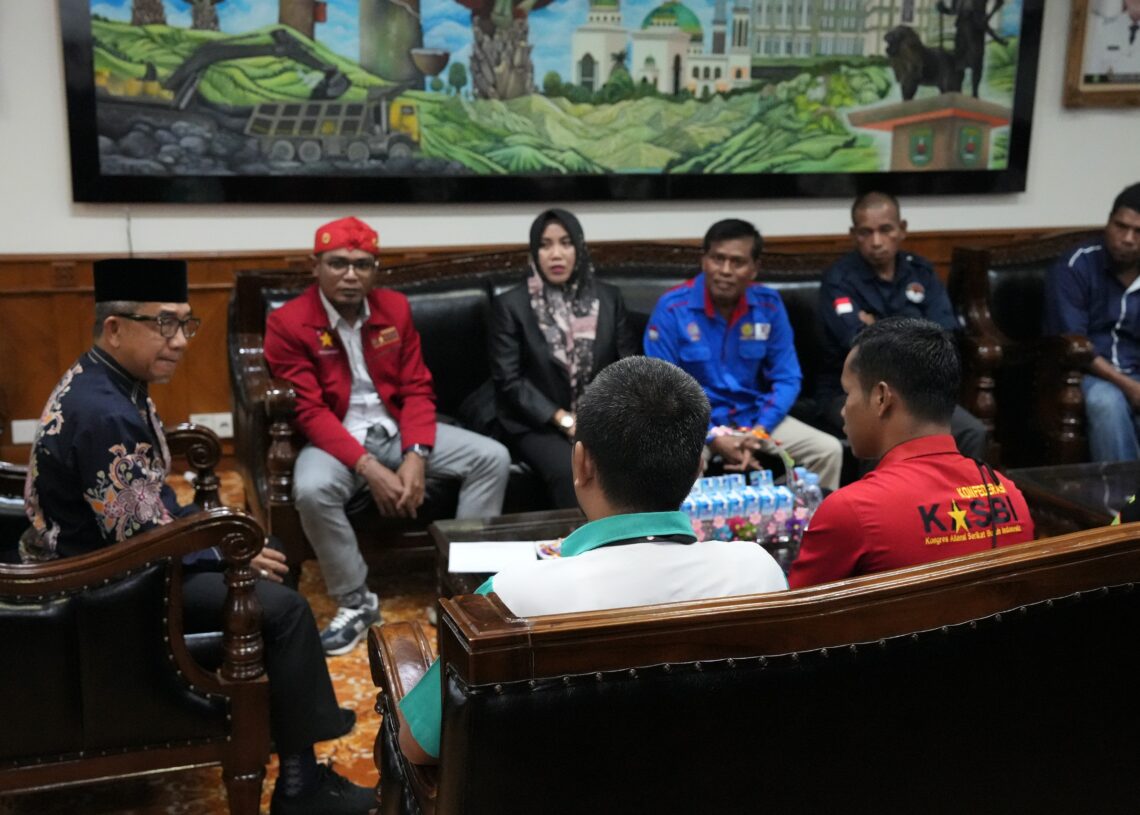 Perkuat Hubungan Kerja, Buruh Kutim Minta Lembaga Tripartit Kembali Aktif