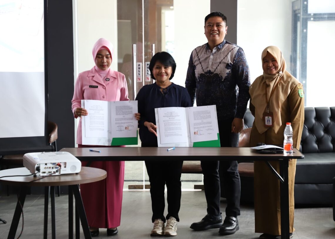 Mereka Menjaga Gizi Masyarakat, Kini Kesehatannya Dijaga