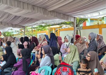 Api Kecil Jadi Teman Besar Lawan, Damkarmat Edukasi Keselamatan Warga Masyarakat