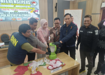 Persempit Ruang Narkoba, Polres Kutim Musnahkan 885,99 Gram Sabu