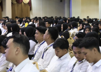 Gelar Bukan Garis Akhir, Mahasiswa UT Kutim Ditantang Jadi Penggerak